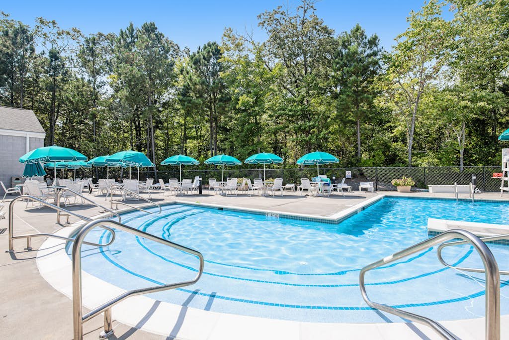 Sea Colony Ocean 3rd-floor condo with elevator, gym, & pool