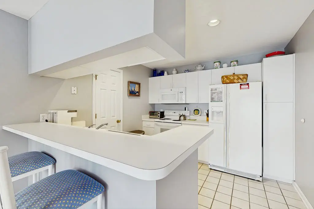 Sea Colony - 55054 Pine Lake Dr