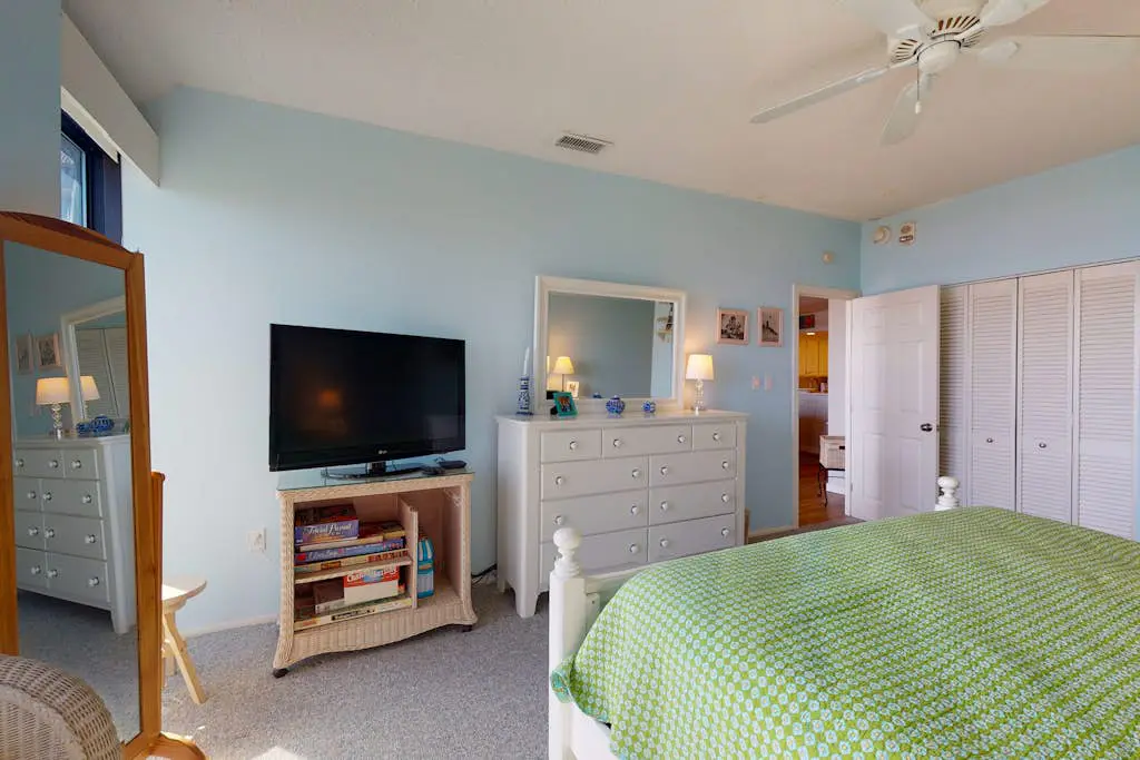 Sea Colony - 2F Brandywine Garden Rd