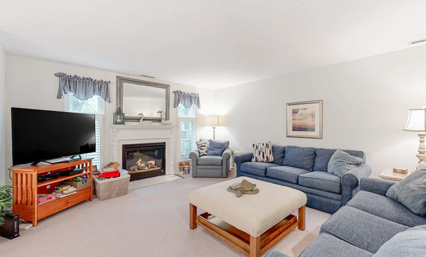 Sea Colony Tennis townhouse with tennis court, sauna, & pool