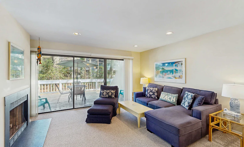 Sea Colony Tennis 1st-floor condo with a gym