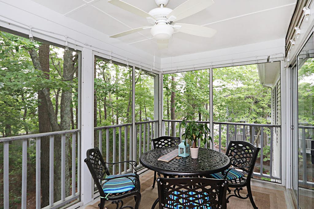 Sea Colony Tennis 2nd floor condo w/ shared sauna, pool, and basketball court