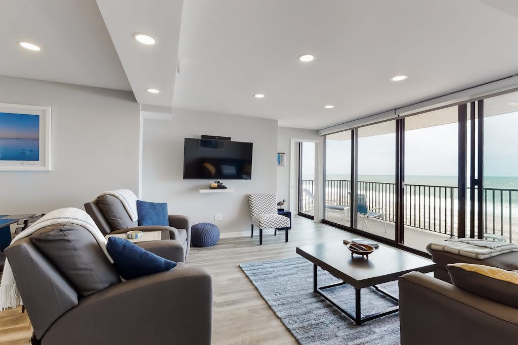 Sea Colony - 702S Edgewater House Rd