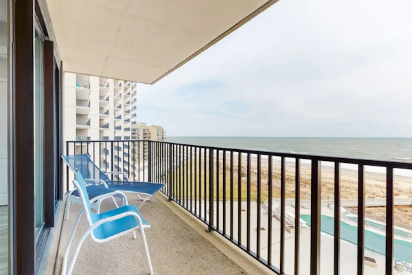 Sea Colony Ocean 7th floor condo w/free WiFi, tennis court, and elevator