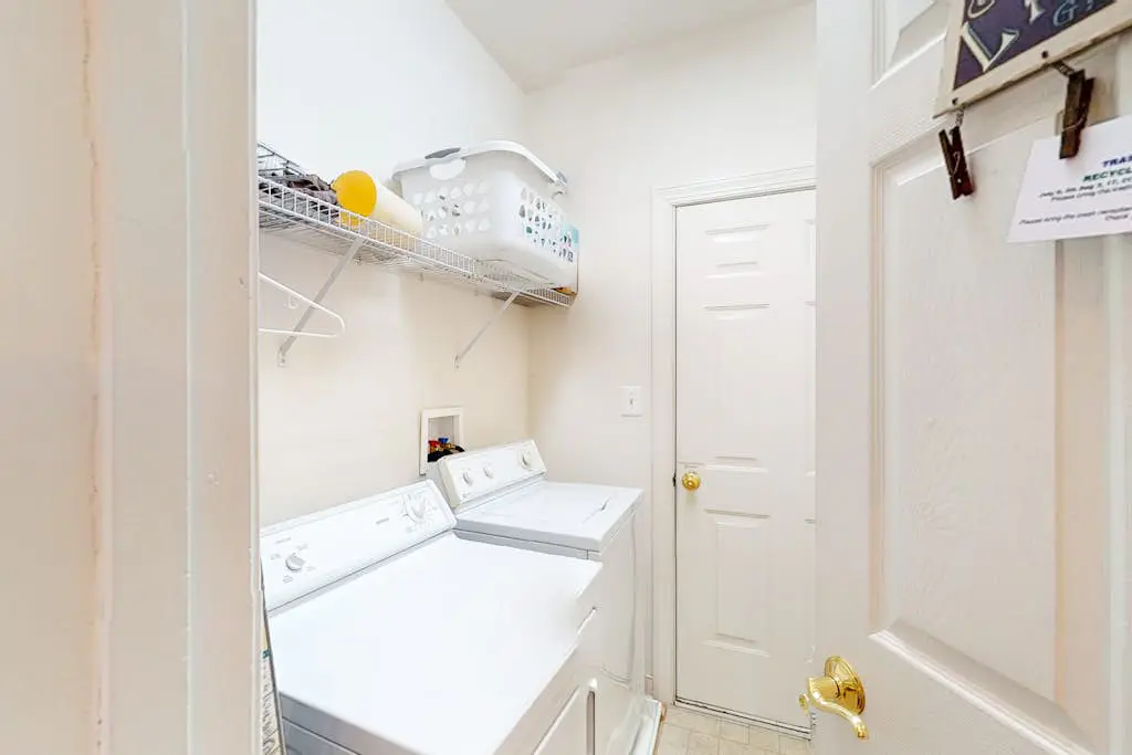 Wedgefield - 7 Saint George St