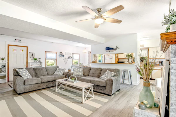 Dutch Colonial Townhome in The Kent Condo Community w/Free WiFi, AC, & More