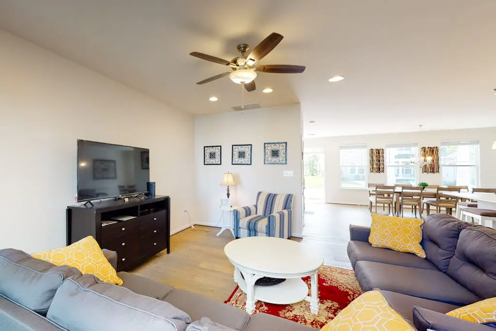 Ocean View Beach Club - 21 Bennett Point Ln