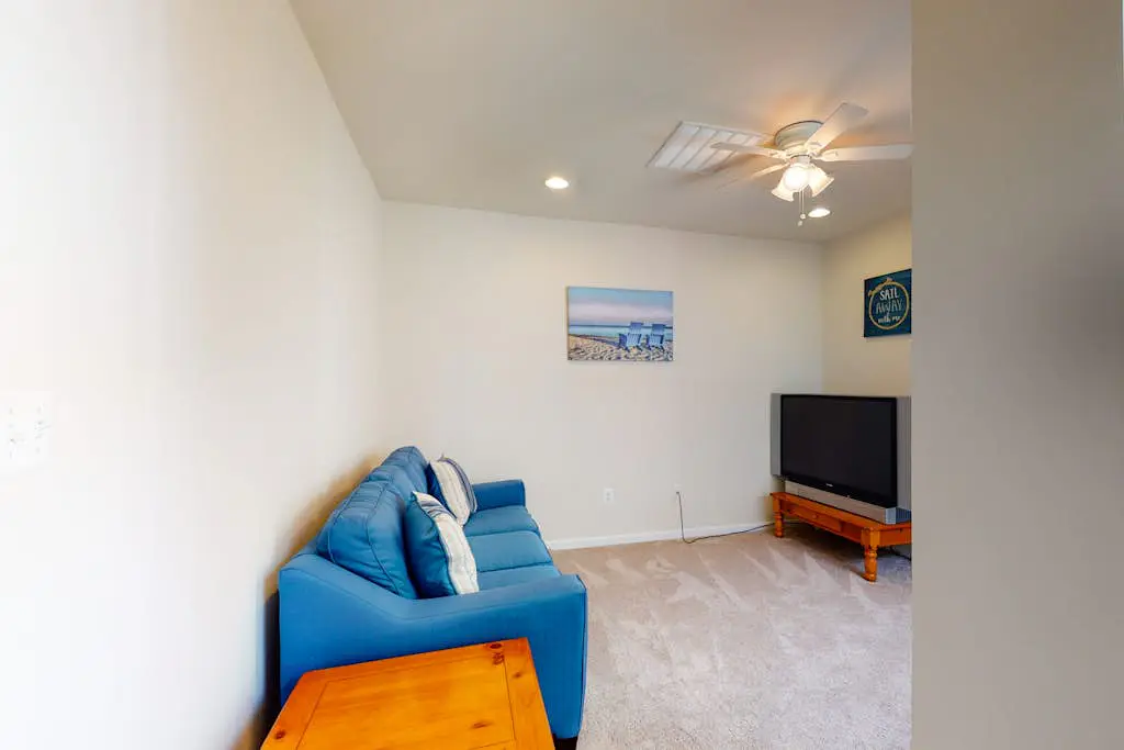 Ocean View Beach Club - 21 Bennett Point Ln
