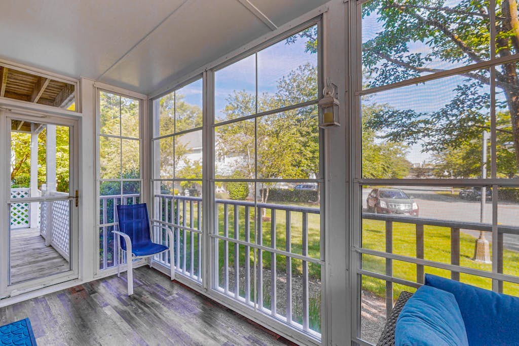 Sea Colony condo near golf with pool, sauna, hot tub, fitness room & tennis