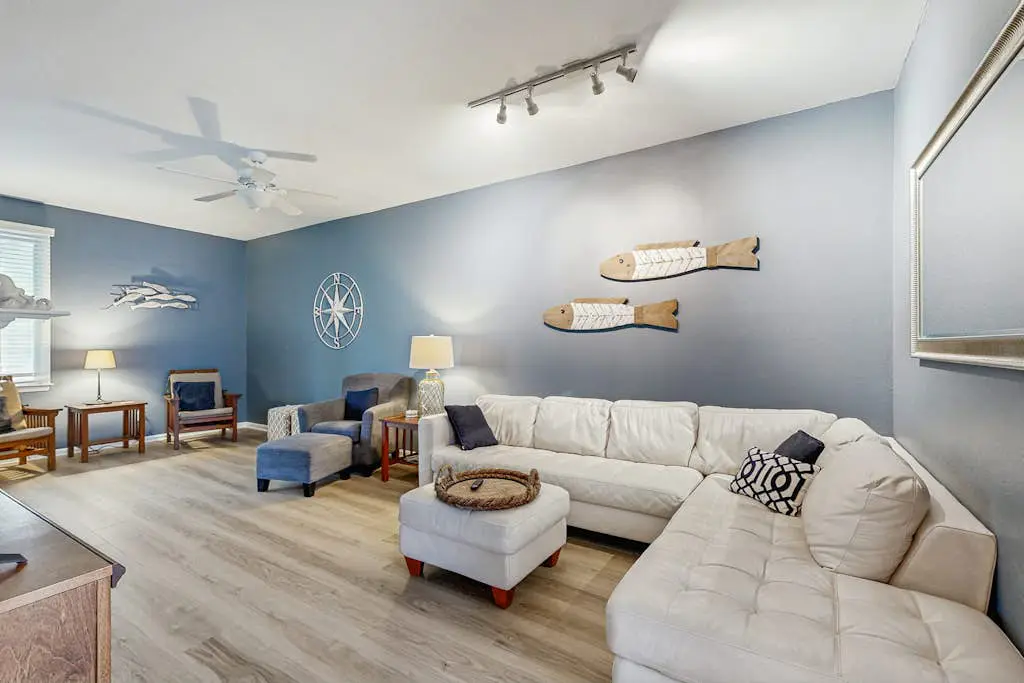 Bayside Resort - 11490 West Sand Cove Rd