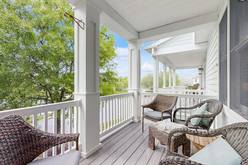 Bayside Resort - 11490 West Sand Cove Rd