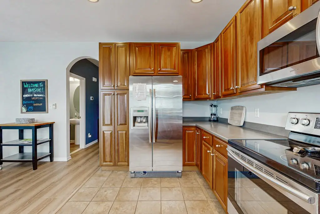 Bayside Resort - 11490 West Sand Cove Rd