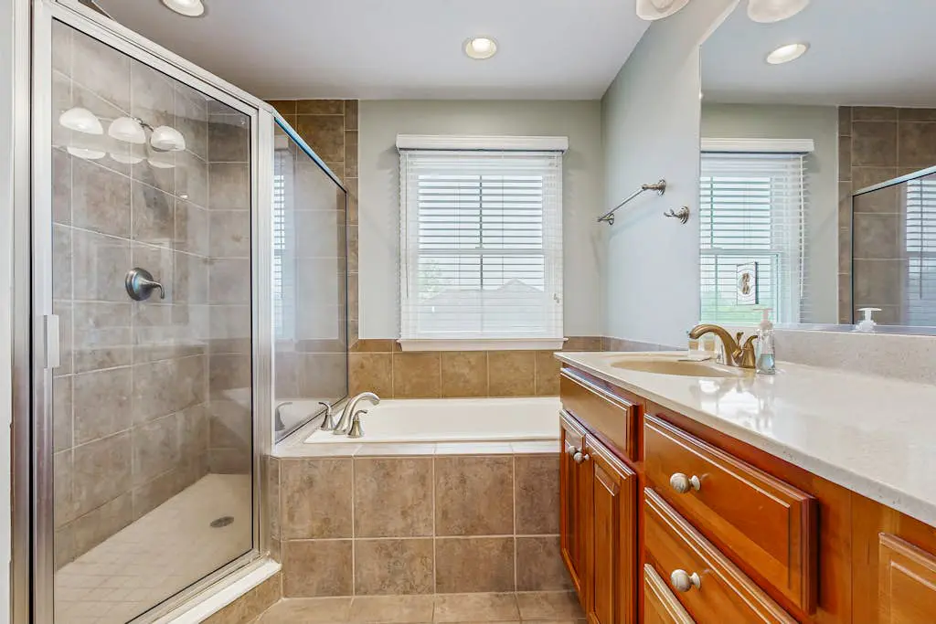 Bayside Resort - 11490 West Sand Cove Rd