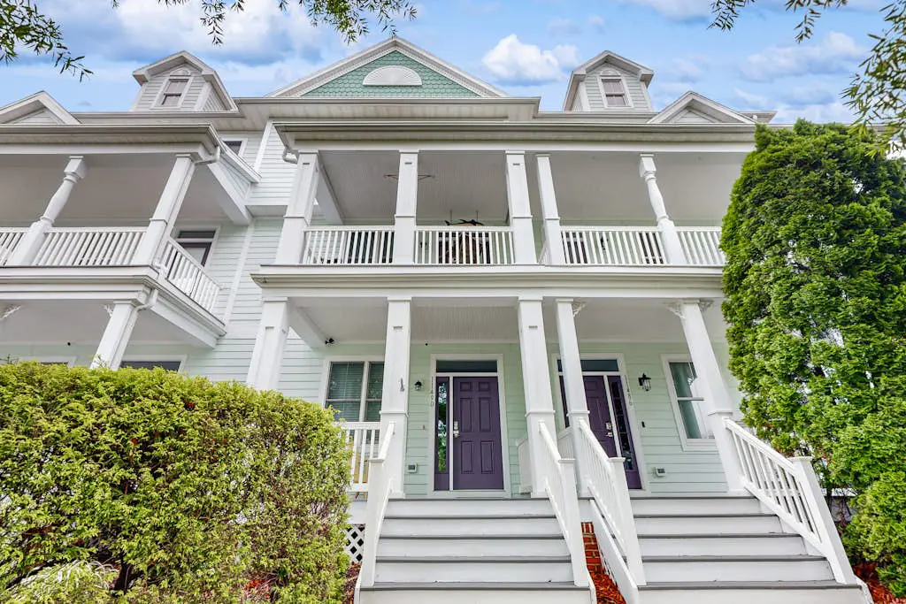 Bayside Resort - 11490 West Sand Cove Rd