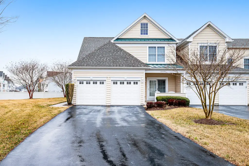 Bayside Bethany Lakes - S Mill Ln  #177