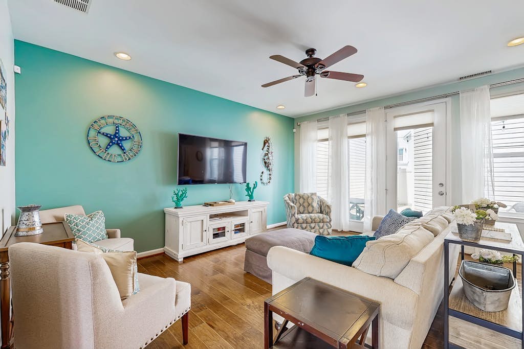 Spacious townhouse near Bethany Beach with community pool, patio, & firepit
