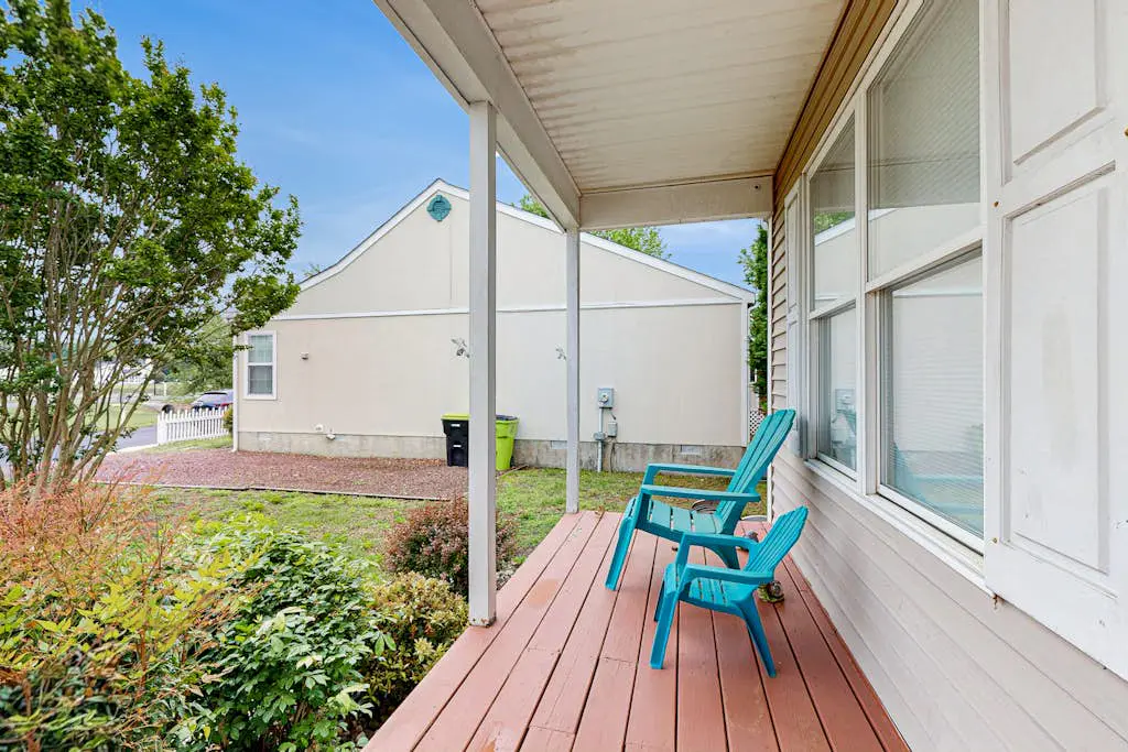 Clearwater - 33718 East Hampton Ln