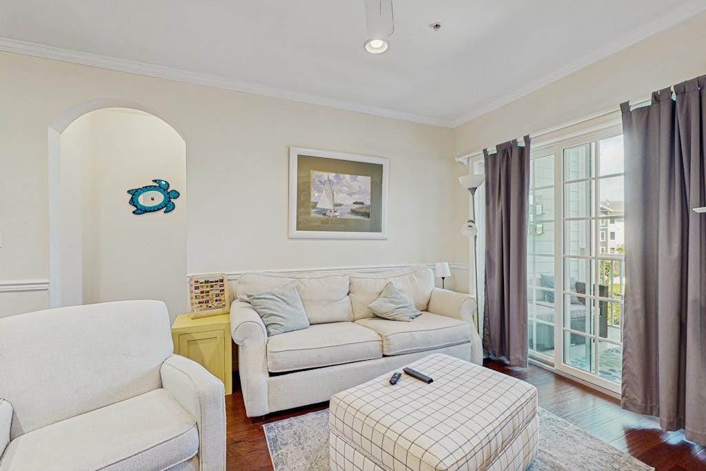 Bayside Resort Dog-Friendly Condo w/ Free WiFi, Shared Pools, & a Fitness Center