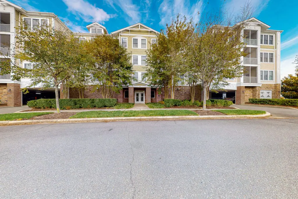 Bayside Resort - 31574 Winterberry Pkwy #206