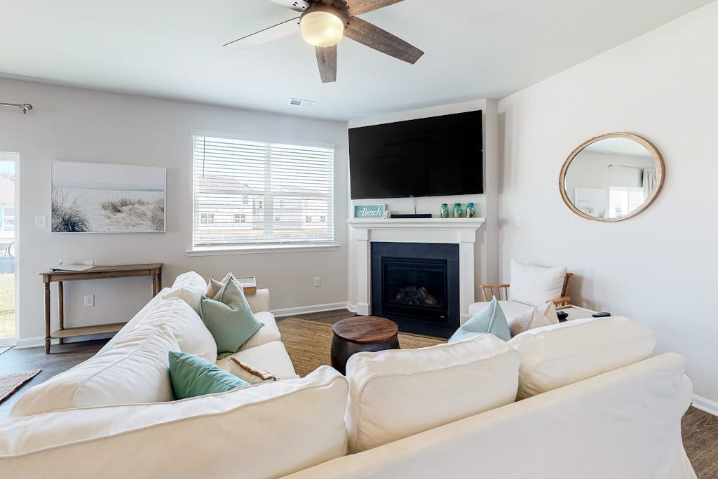 Ocean View Beach Club house near the beach with pool, & W/D