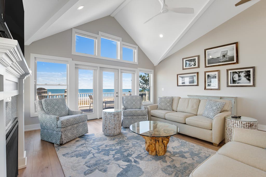 Middlesex Beach coastal getaway with free WiFi & private washer and dryer