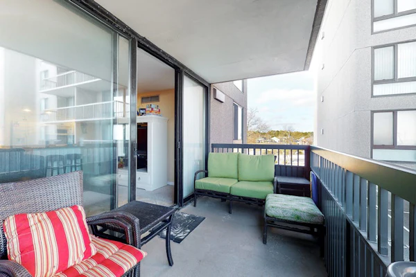 Sea Colony Vacation Condo Near the Beach w/Free WiFi, Private Washer and Dryer
