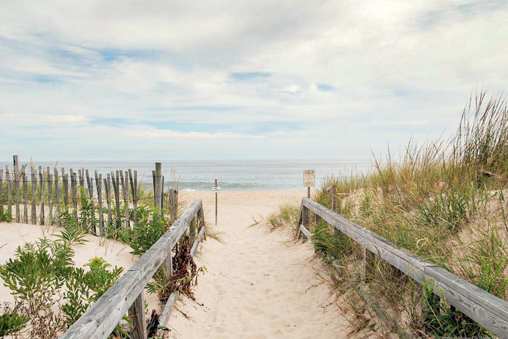 Tower Shores Oceanside End Unit Townhouse w/Private Washer and Dryer, WiFi