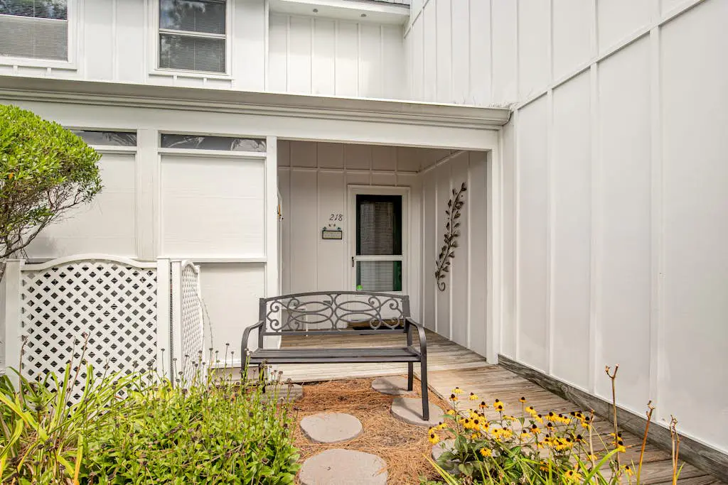 Mallard Lakes - 38256 Hummingbird Ln #218
