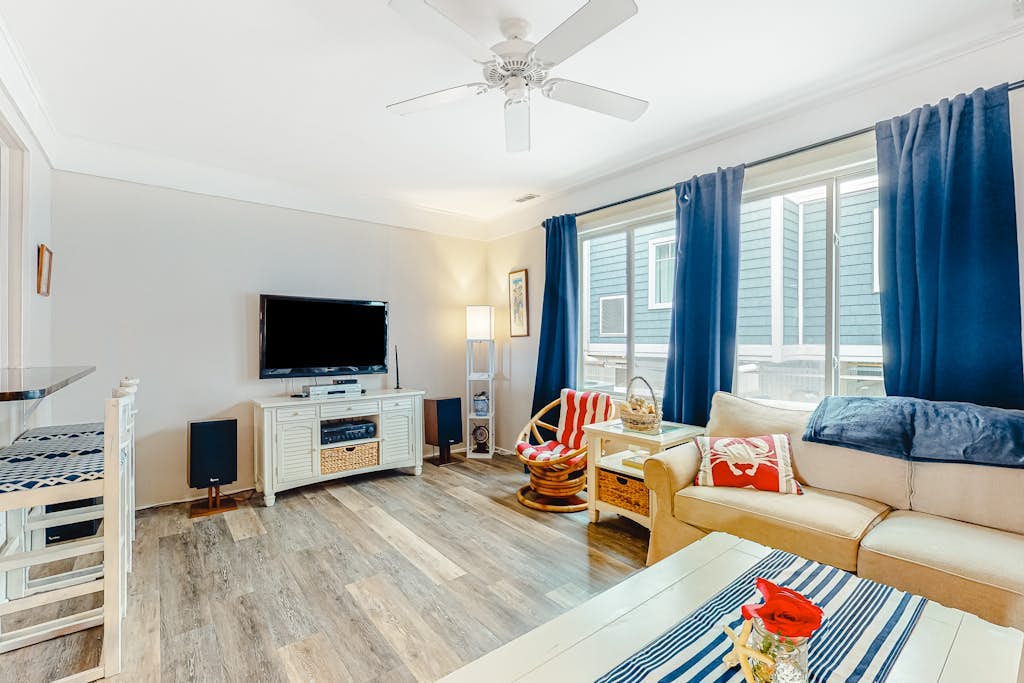 Sandywalk Oceanfront Townhouse w/Private Washer and Dryer + Free WiFi