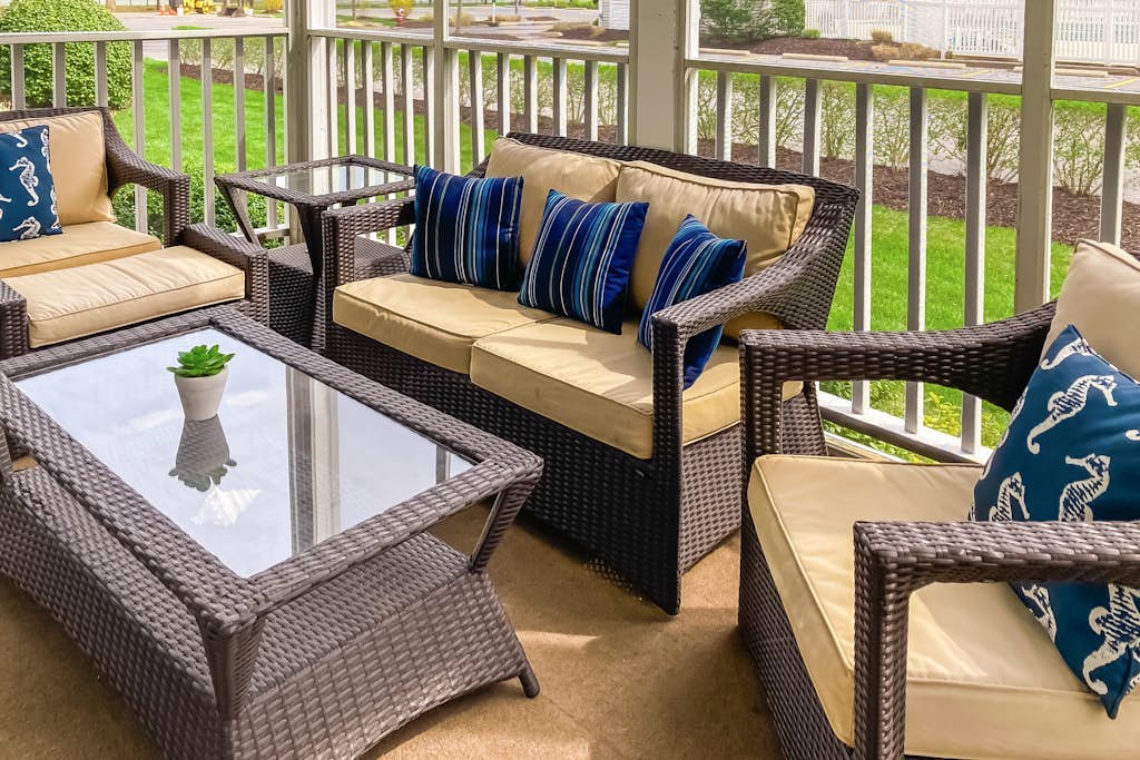Sea Colony 1st-floor condo - pool, beach access & new appliances (March 2023)