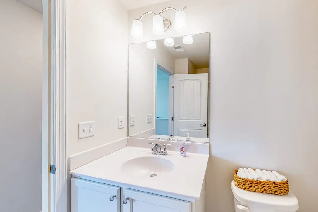 Friendship Creek - 35085 Dundee St