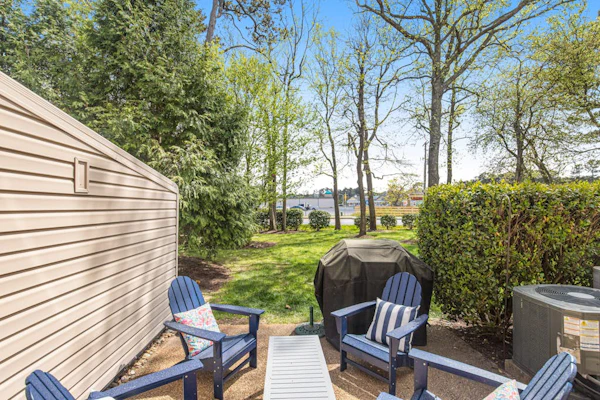 Sea Pines Village Beach House with Fast WiFi, Full Kitchen, A/C, & a Shared Pool