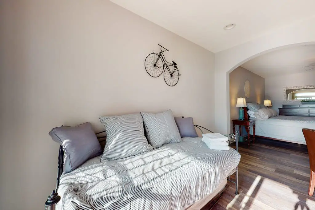 Bayside Resort - 38414 Boxwood Terr #202R