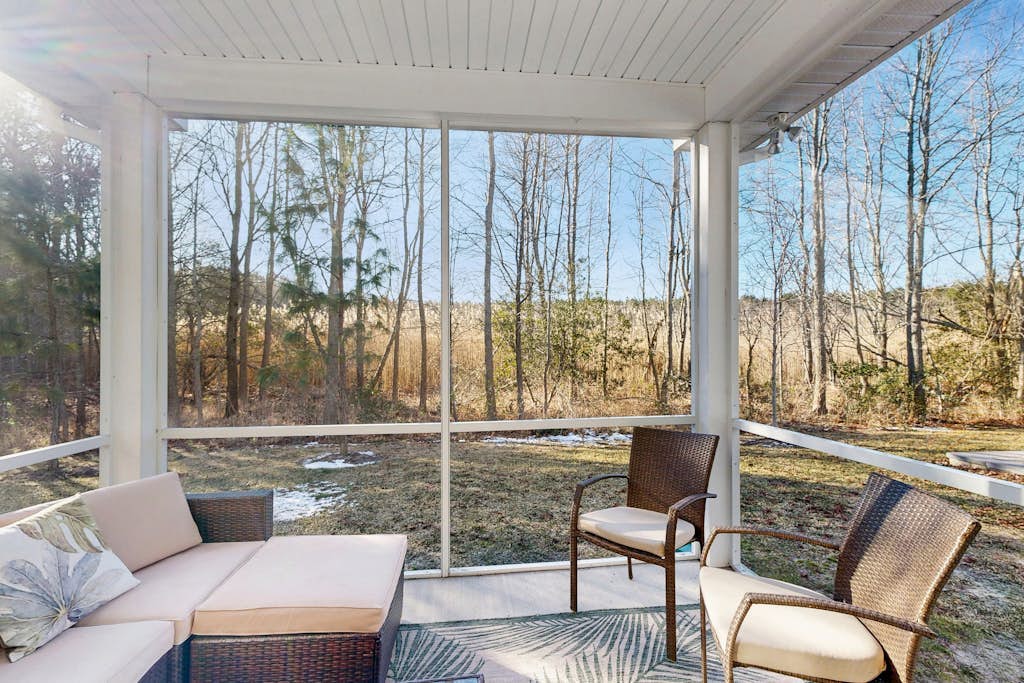 Bayside Resort townhouse with indoor and outdoor pools and hot tub - dogs OK