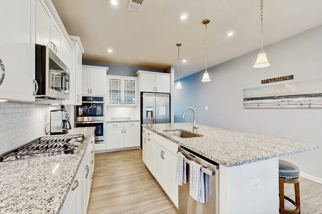 Bayside Resort - 20586 Cattail Creek Ln