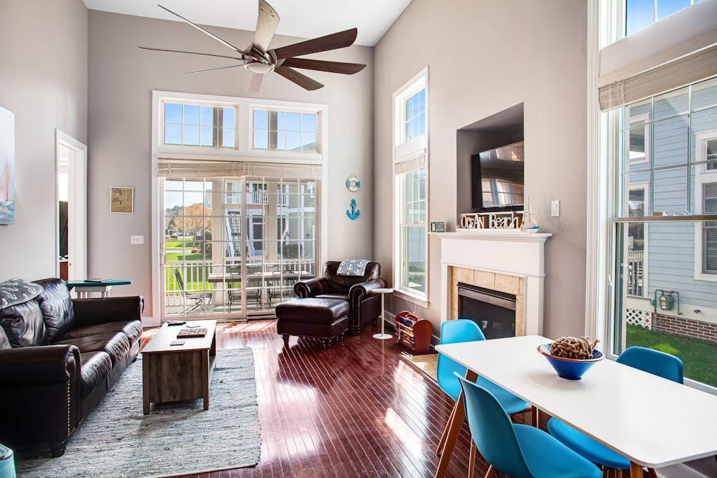 Bayside Resort townhome with deck, balcony, pools, & hot tub