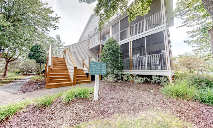 Sea Colony Tennis condo w/ central AC and access to pool and fitness center