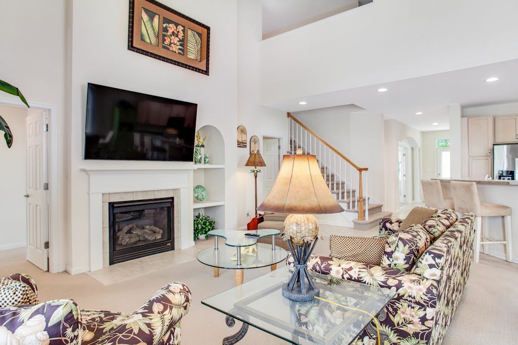 Bear Trap Dunes - waterfront home with golf, pool, fitness room, & tennis