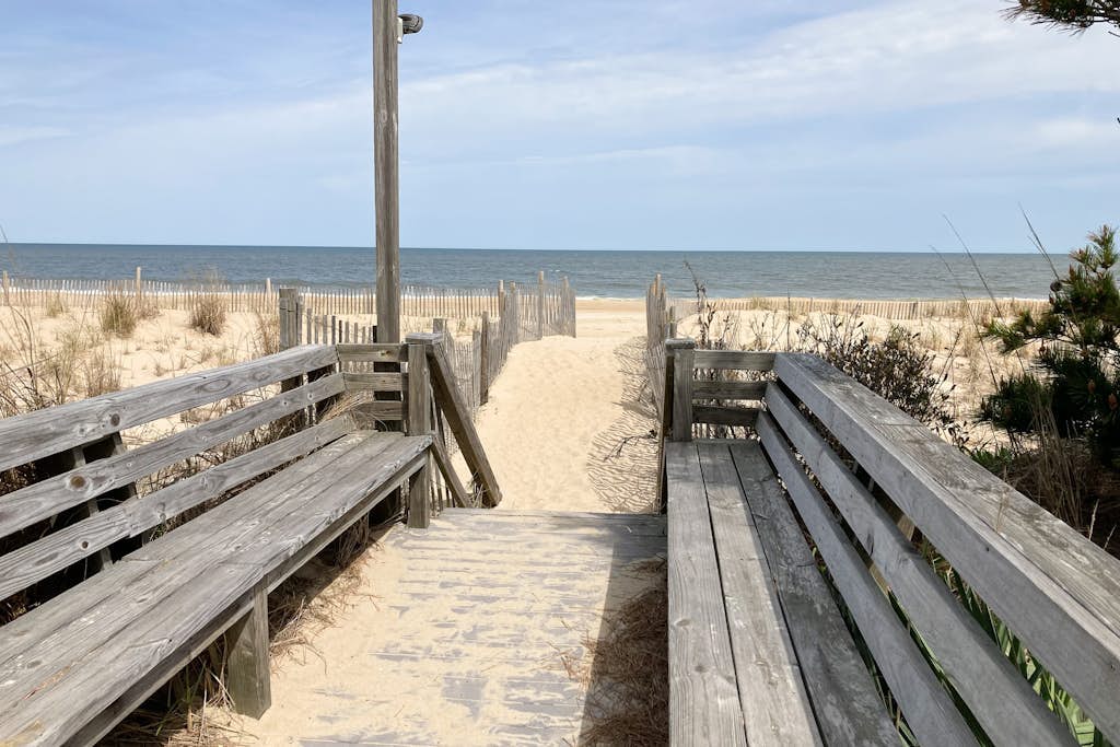Seaside Villas oceanfront townhome with 2 balconies, beach access & sunrise view