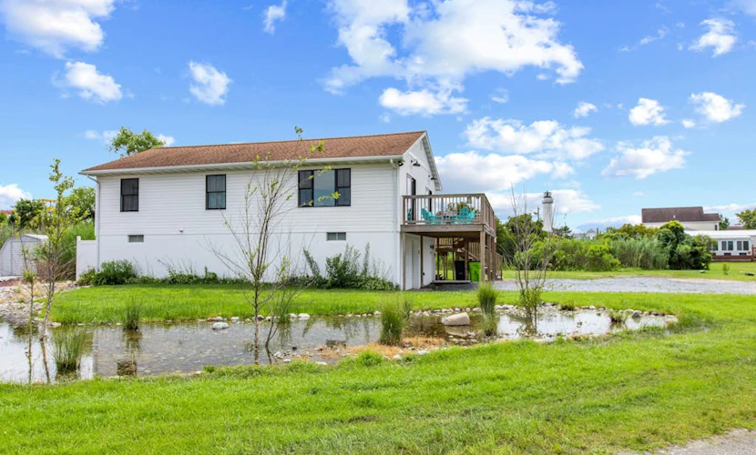 Amazing home near beach, shopping & Ocean City - dog-friendly, central AC & W/D
