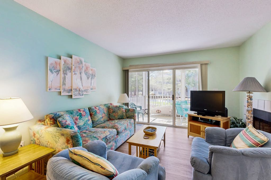 Sea Colony - 16004 Bayberry Ct