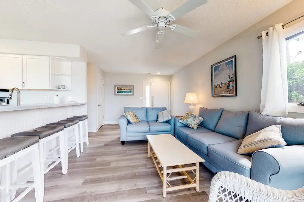 East of the Sun - 40026 E Sun Dr Unit 611