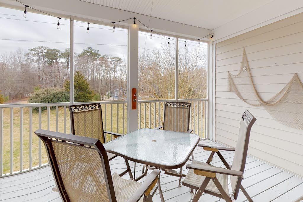 Bear Trap Dunes condo with pools, golf, sauna, sports courts - dogs OK