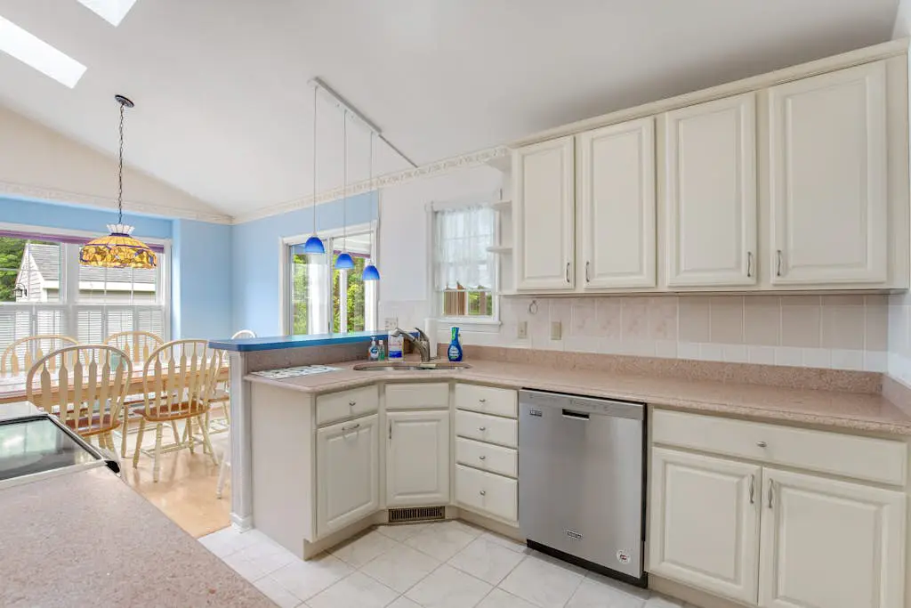 Clearwater - 38645 Jamestown Cir