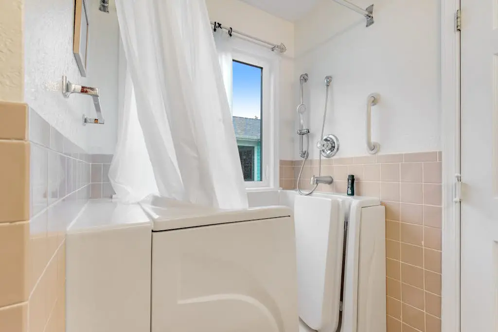 Clearwater - 38645 Jamestown Cir