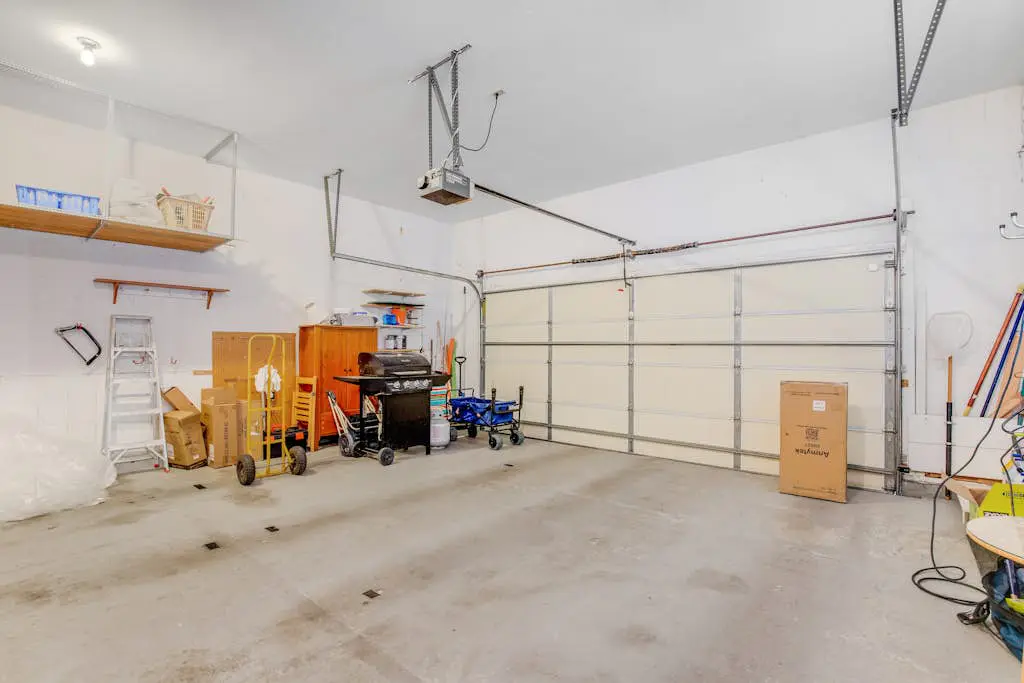 Clearwater - 38645 Jamestown Cir