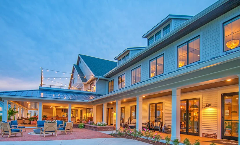 Bayside Resort condo near the beach with shared pools & fast WiFi - dog-friendly