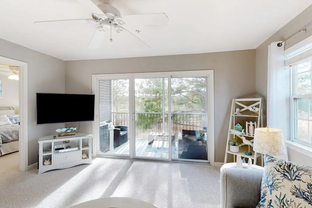 Bethany Bay - 37514 Pettinaro Dr # 9404