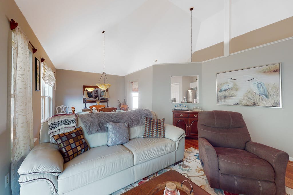 Bethany Bay home with pool and sports courts + on-site golf