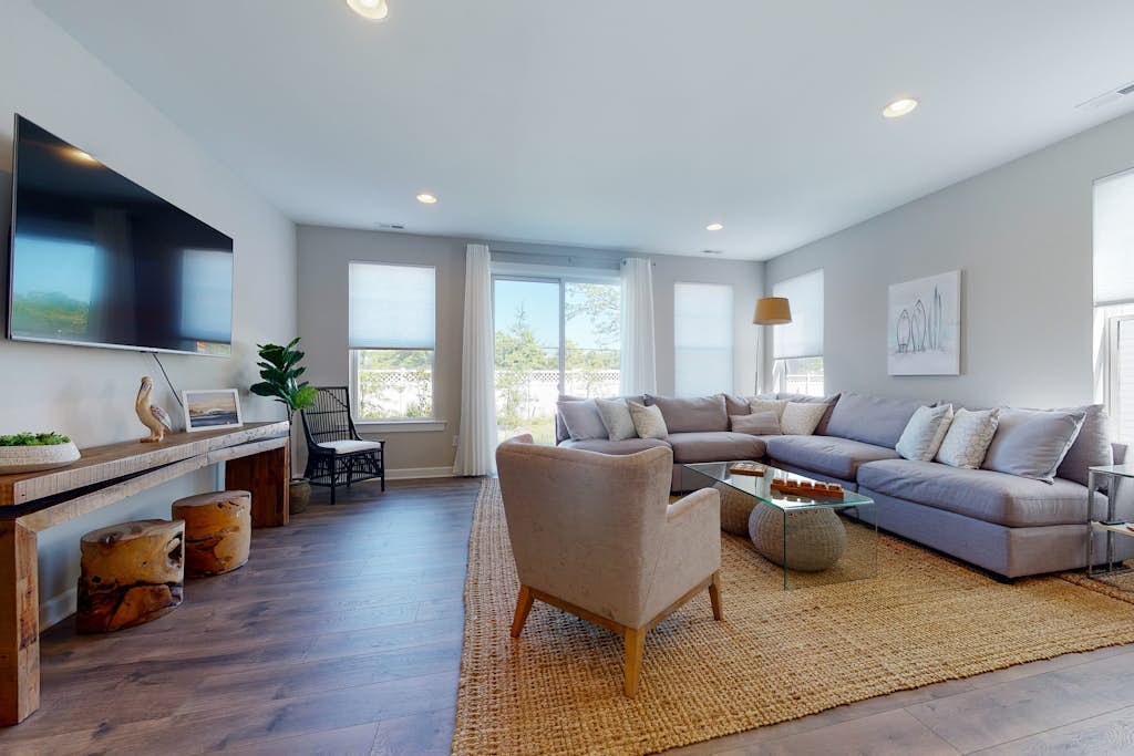 Lovely townhouse with central AC, washer/dryer, & fast WiFi